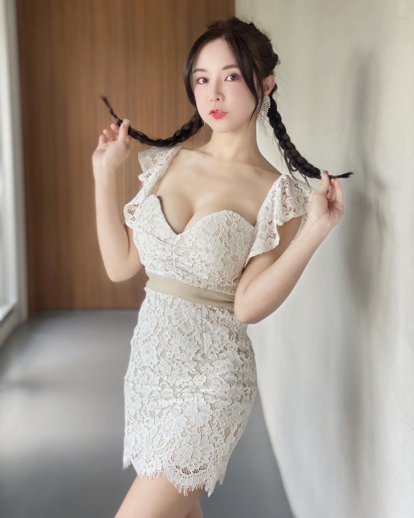 台灣新女團誕生？巫苡萱、梓梓、潘映竹曝黑絲造型&#8230;大膽放話：讓你苡梓映