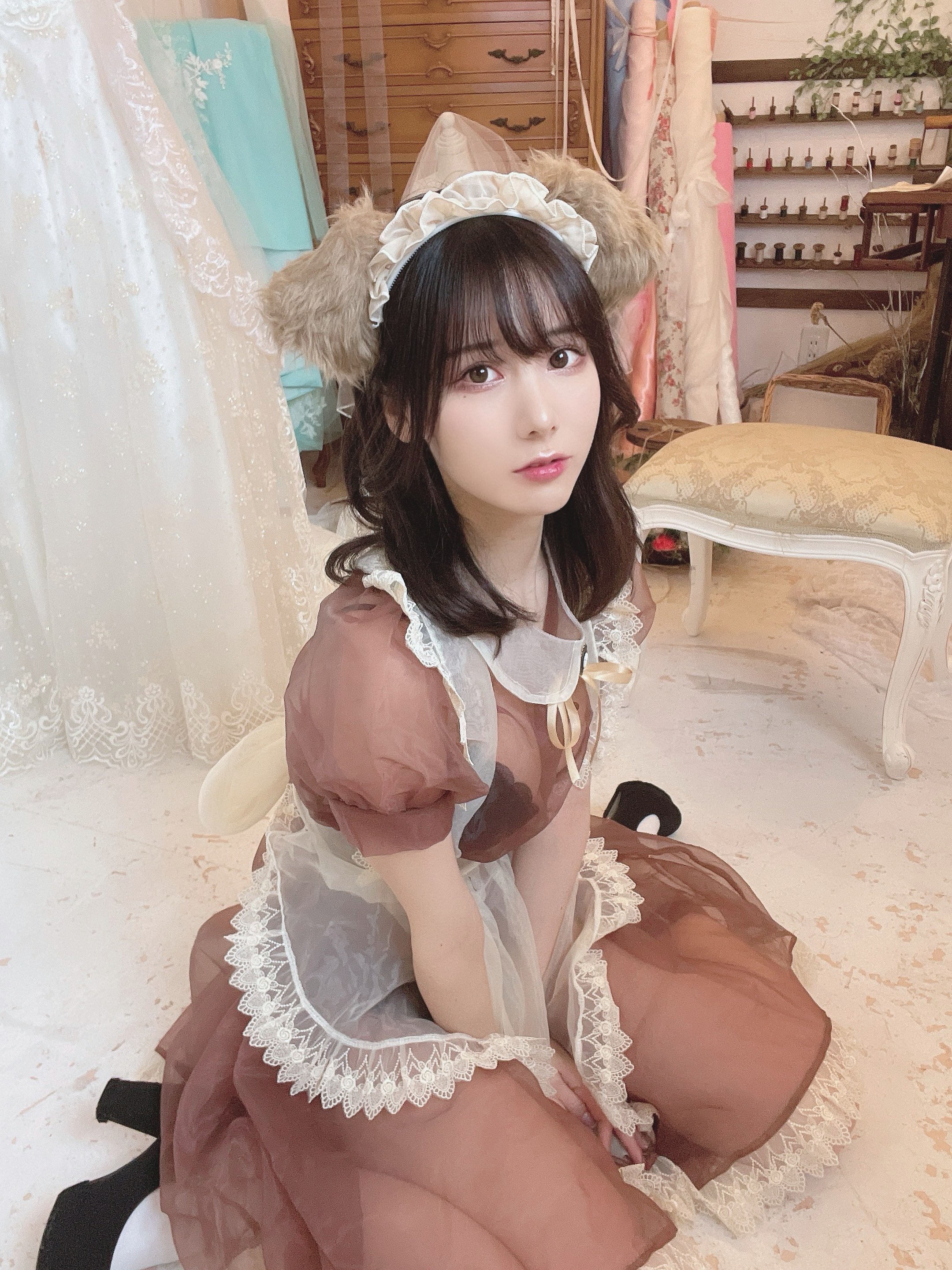 「巨乳櫻花妹」泡湯濕身曲線好性感！浴巾緊貼「飽滿蜜桃」形狀超突出！