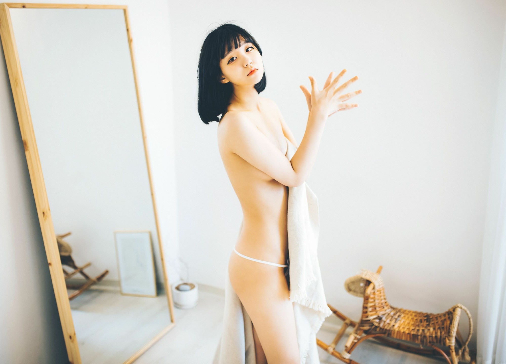 Jeong-Jenny-Jenny-is-cute-2-Moon-Night-Snap-MrCong.com-042.jpg.