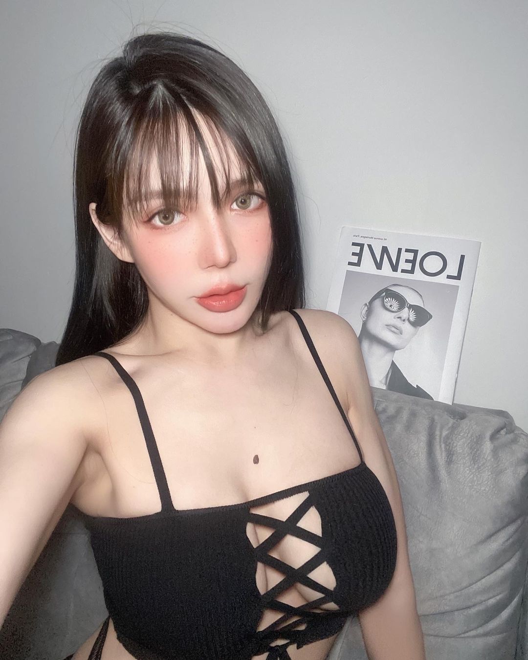 胸有大痣的性感辣媽！「Amanda」巨乳細腰超犯規，驚人比例看過就難忘！