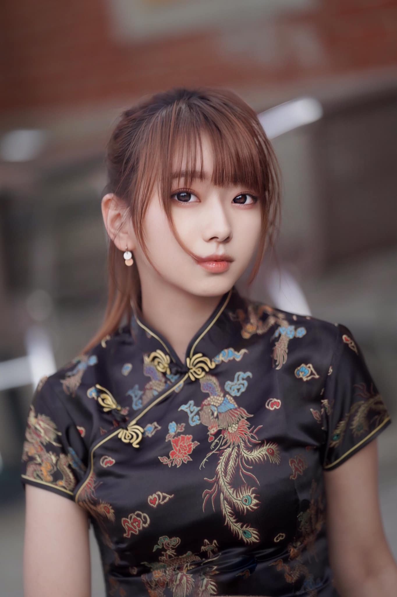 旗袍真的很能凸顯曲線的美 - 貼圖 - 清涼寫真 -
