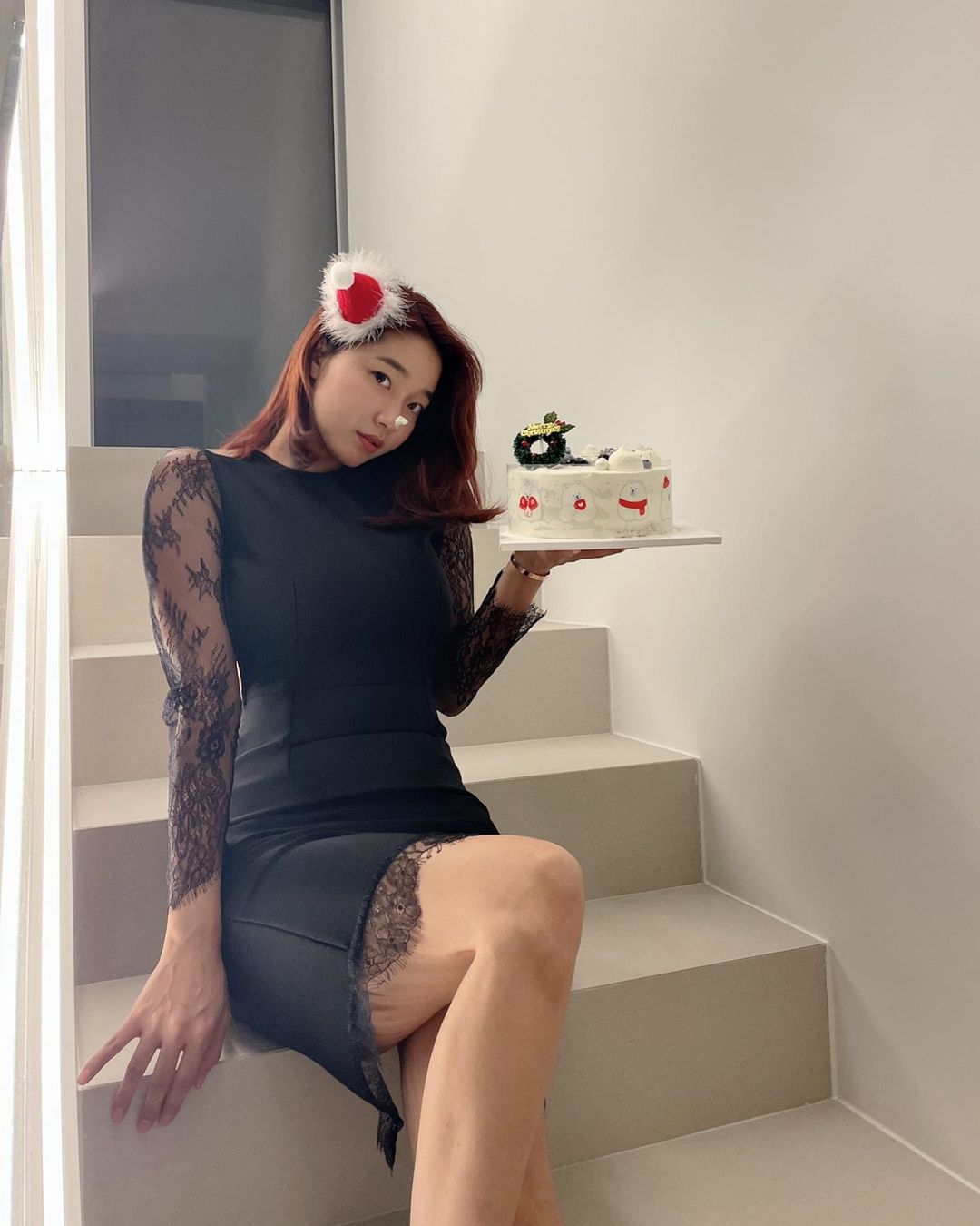 【動圖】南韓辣媽！「巨乳翹臀螞蟻腰」征服百萬網友，猛發性感影片秀身材！