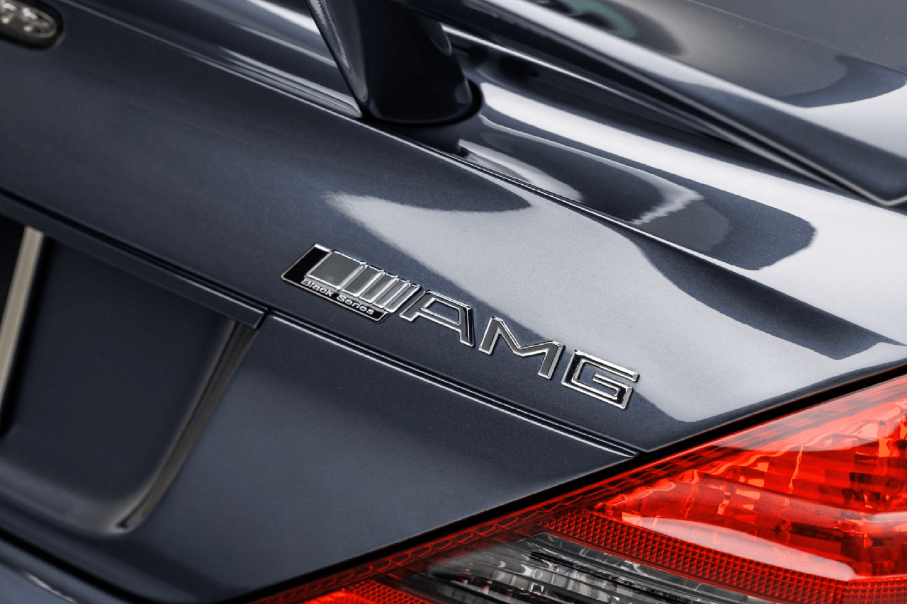 2009-mercedes-benz-sl-65-amg-black-series-v12-twin-turbochargers-for-sale-auction-6.png