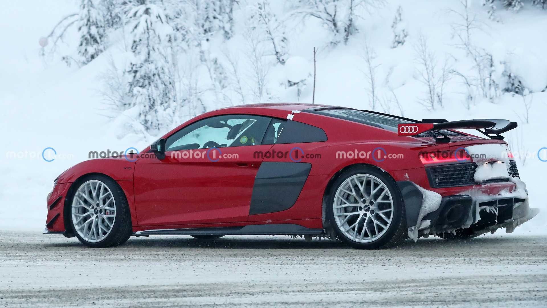 audi-r8-ultimate-rwd-side-view-spy-photo.jpeg