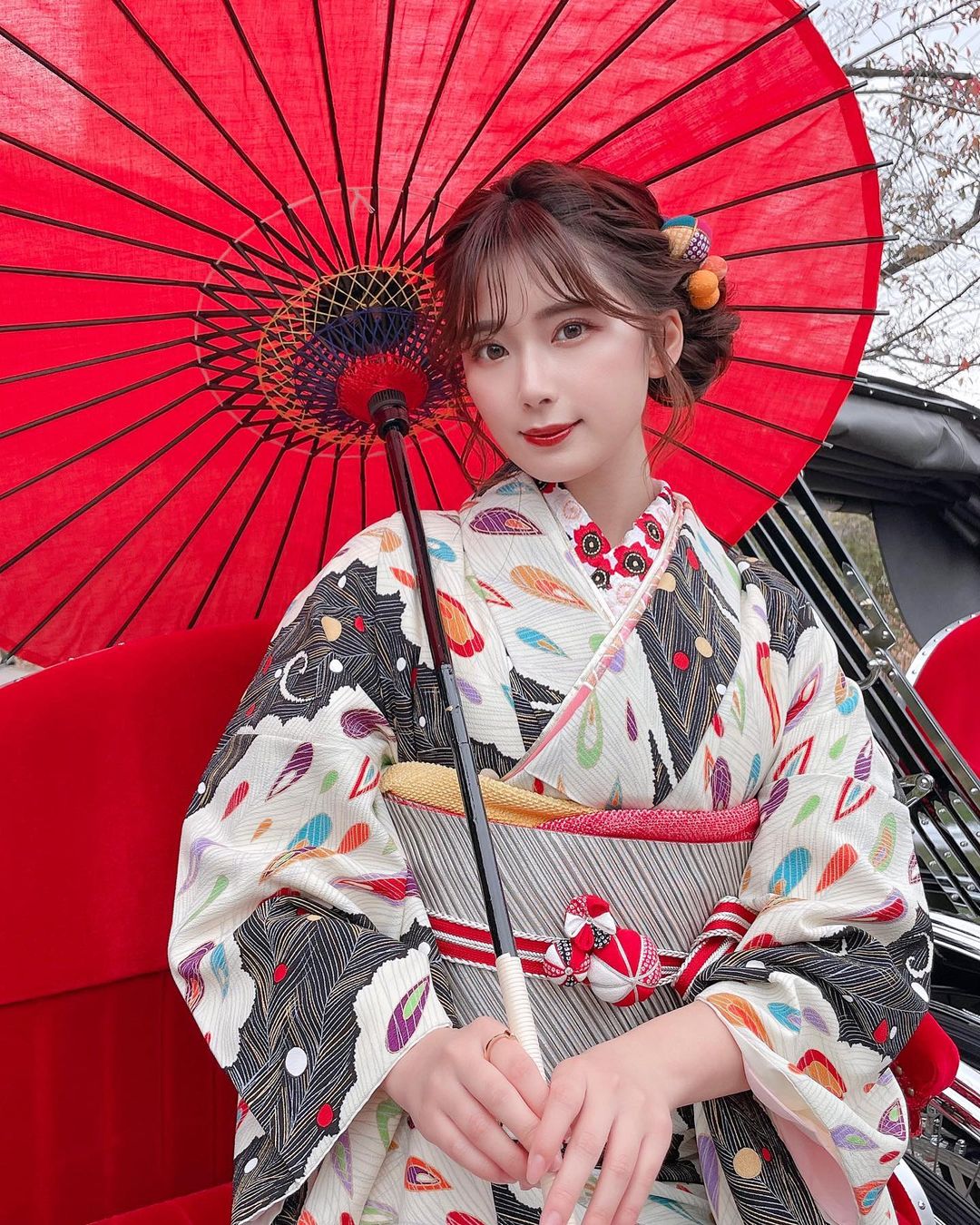 校花常勝軍「伊藤奈月」歡慶 25 歲生日！透視裝解放「深長事業線」