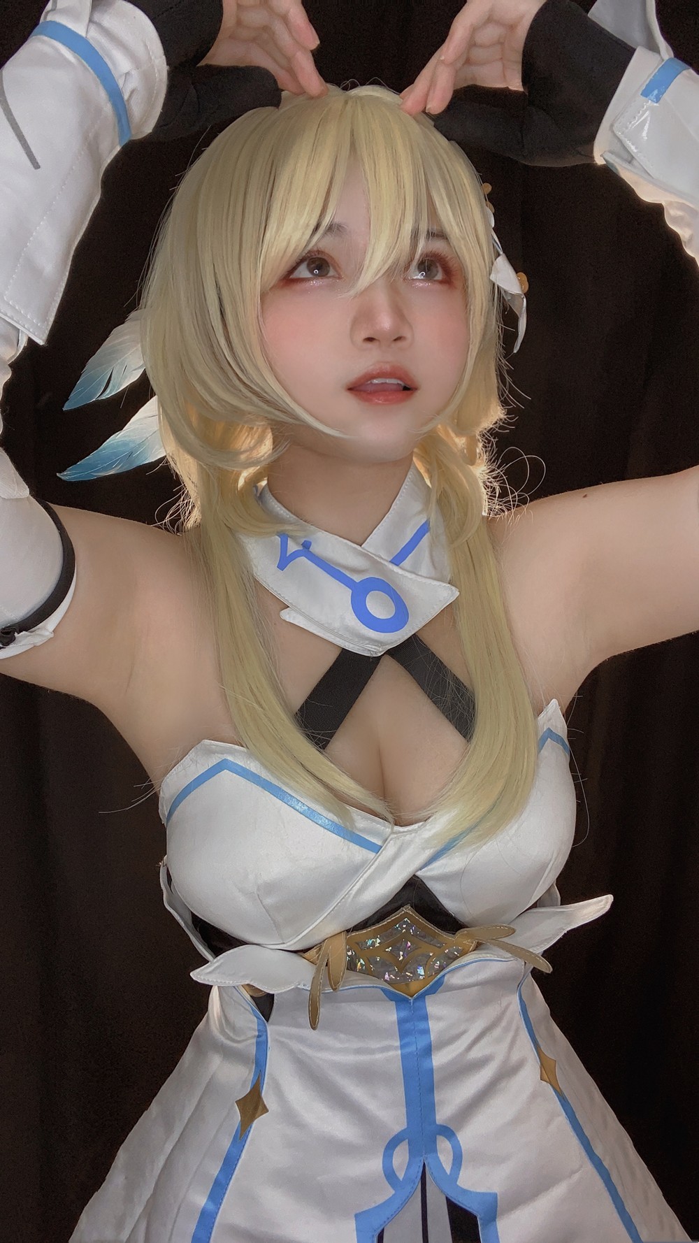 Angelchan. Menruinyanko k Angel.