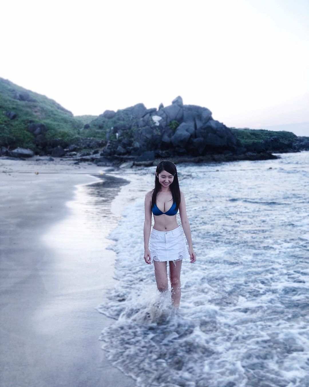 「童顏巨乳護理師」泡湯自拍好辣！清純無害的臉蛋下「不科學雙峰」有夠兇！