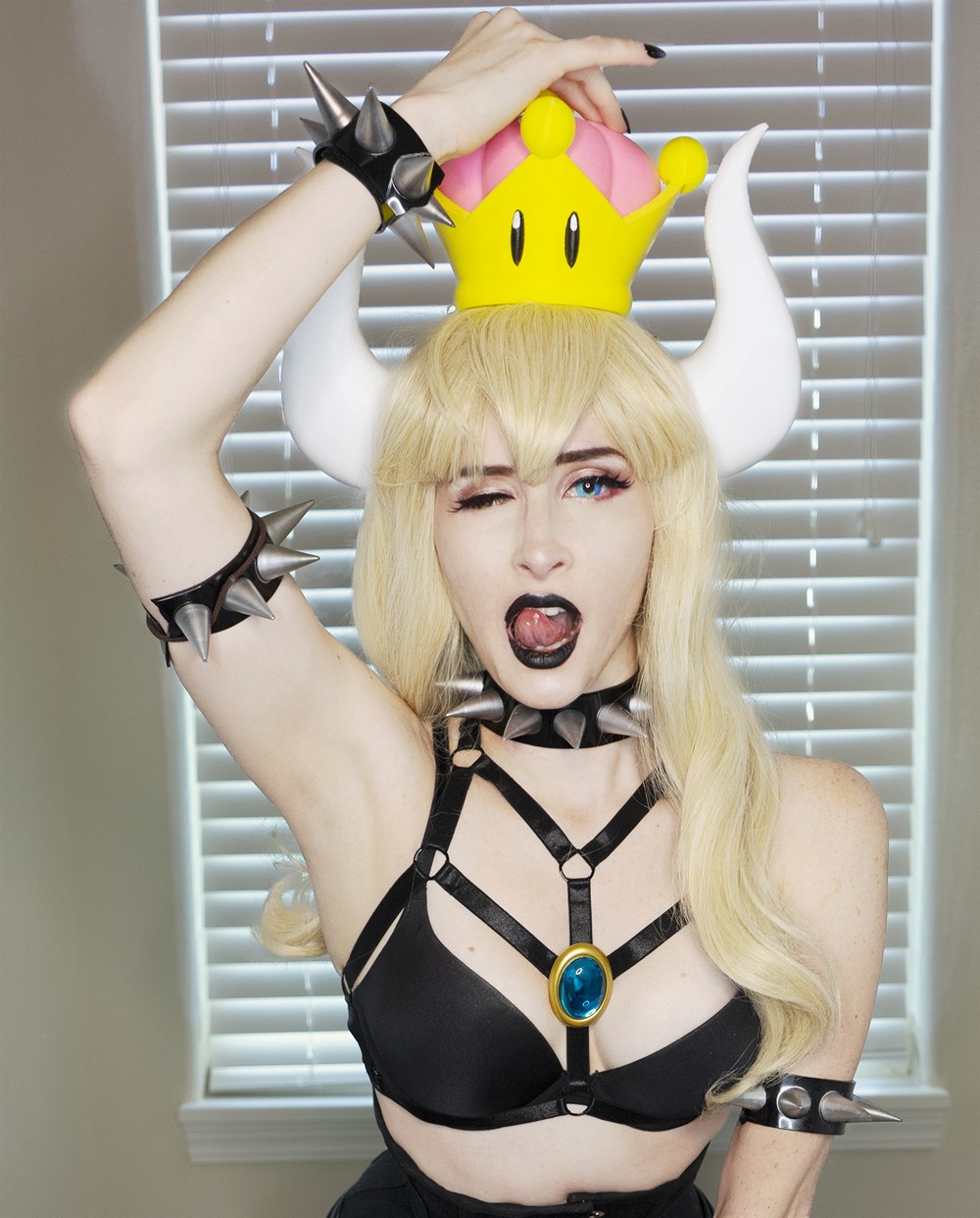 Bindi Smalls - Bowsette - COSPLAY -