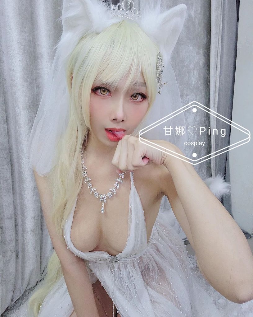 正妹「甘娜 Ping」白色比基尼好爆乳，「腰細胸又豐滿」太極品！