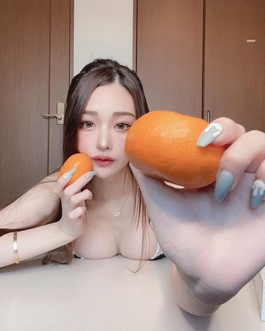「巨乳版石原里美」穿衣火辣超敢秀！興趣還是露奶慶祝釣魚成功！