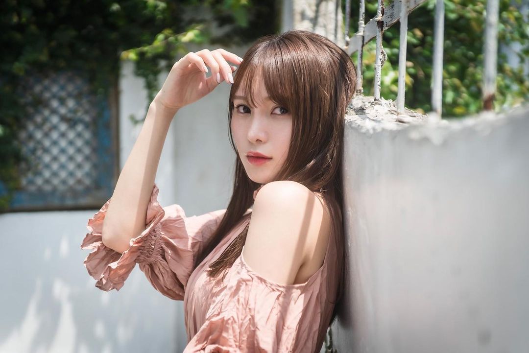 22歲「東京櫻花妹」外型甜美肌膚雪白！超窈窕體態竟暗藏「白嫩美乳」！