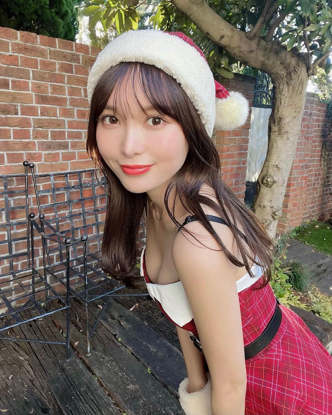 22歲「東京櫻花妹」外型甜美肌膚雪白！超窈窕體態竟暗藏「白嫩美乳」！