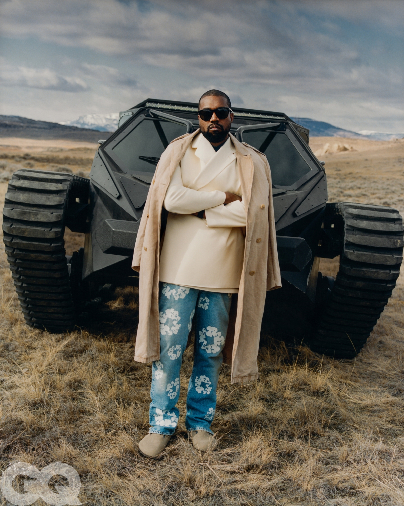 kanye-west-sold-his-custom-ripsaw-ev2-tank-to-the-diesel-brothers-180454_1.jpeg