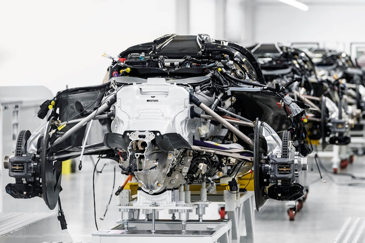 AstonMArtinValkyrie_08.jpeg AstonMArtinValkyrie_08.jpeg