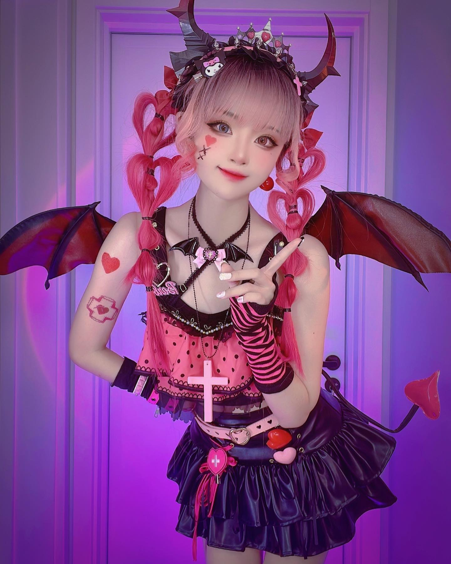 吃可愛藥長大的！萌系美少女根本凍齡小蘿莉　真實年齡曝光粉絲全網暴動
