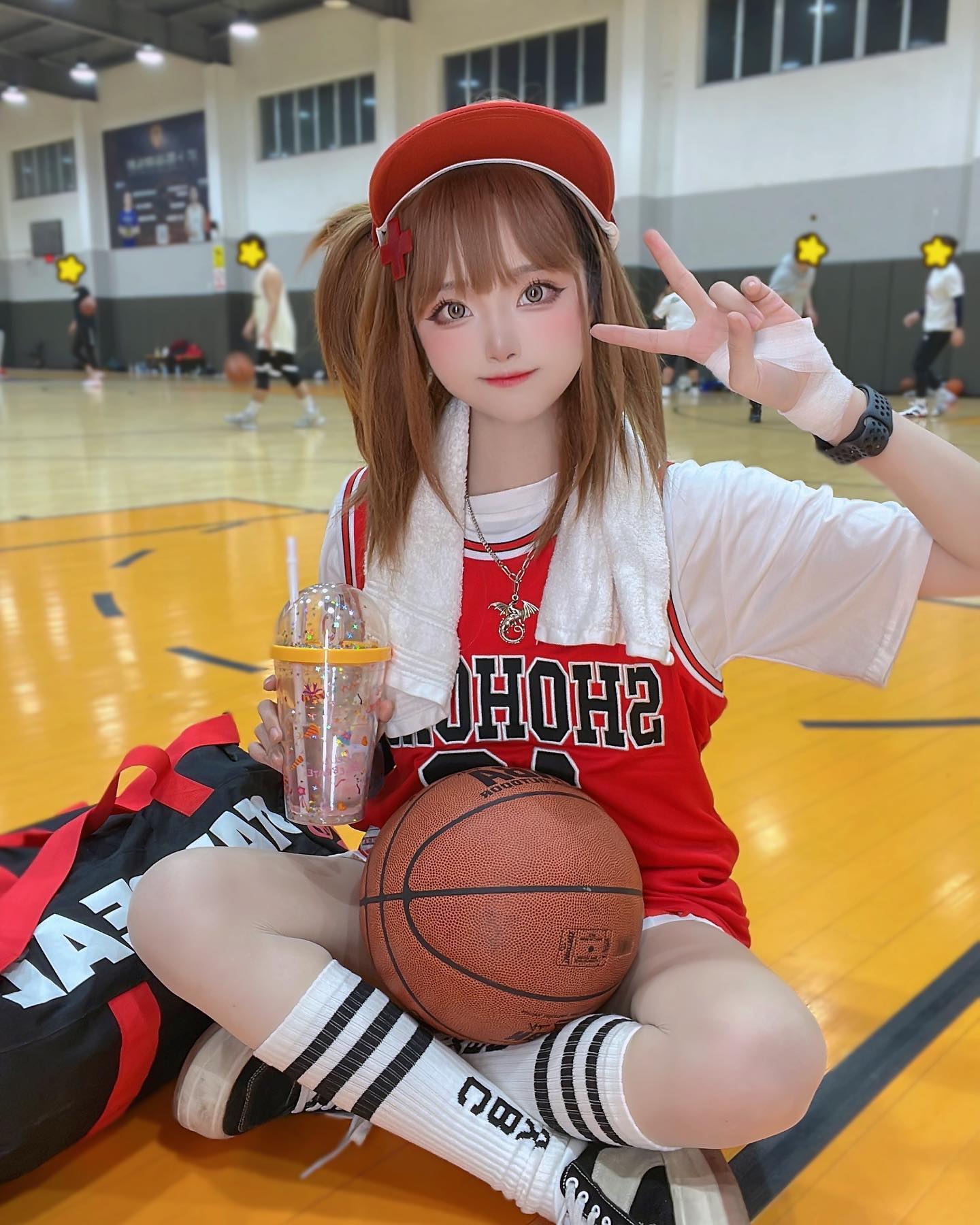 吃可愛藥長大的！萌系美少女根本凍齡小蘿莉　真實年齡曝光粉絲全網暴動