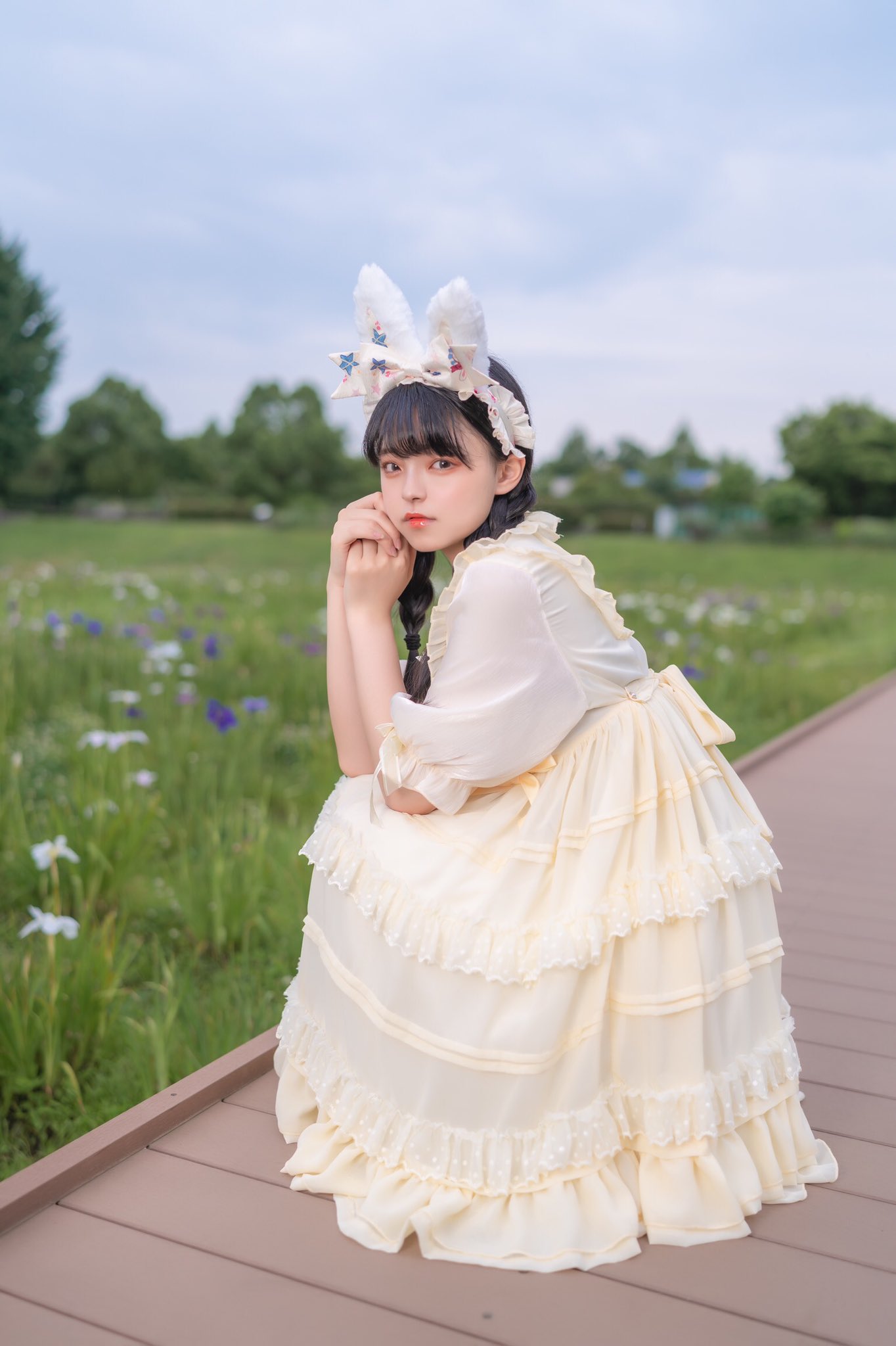 正妹Coser長相精緻…蘿莉童顏配上歐洲古典Cosplay宛如真人洋娃娃
