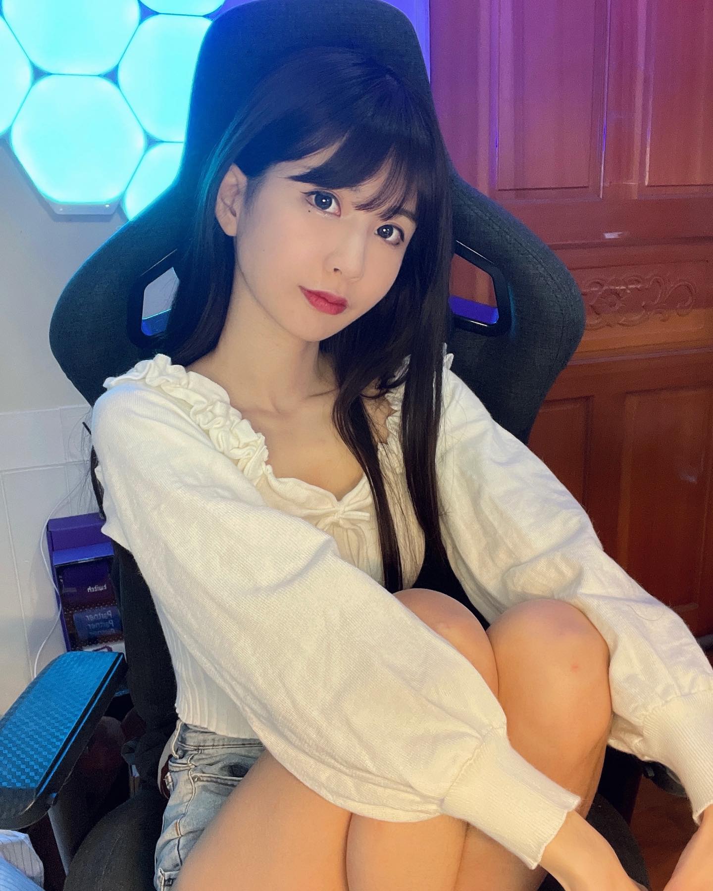 玩遊戲玩到戀愛！清純遊戲實況主「Abby純純」甜到讓人蛀牙