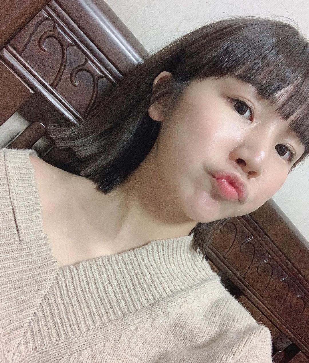 那個隱乳妹長大了！甜美妹子「Lucy」升格準媽媽　罩杯也跟著升級