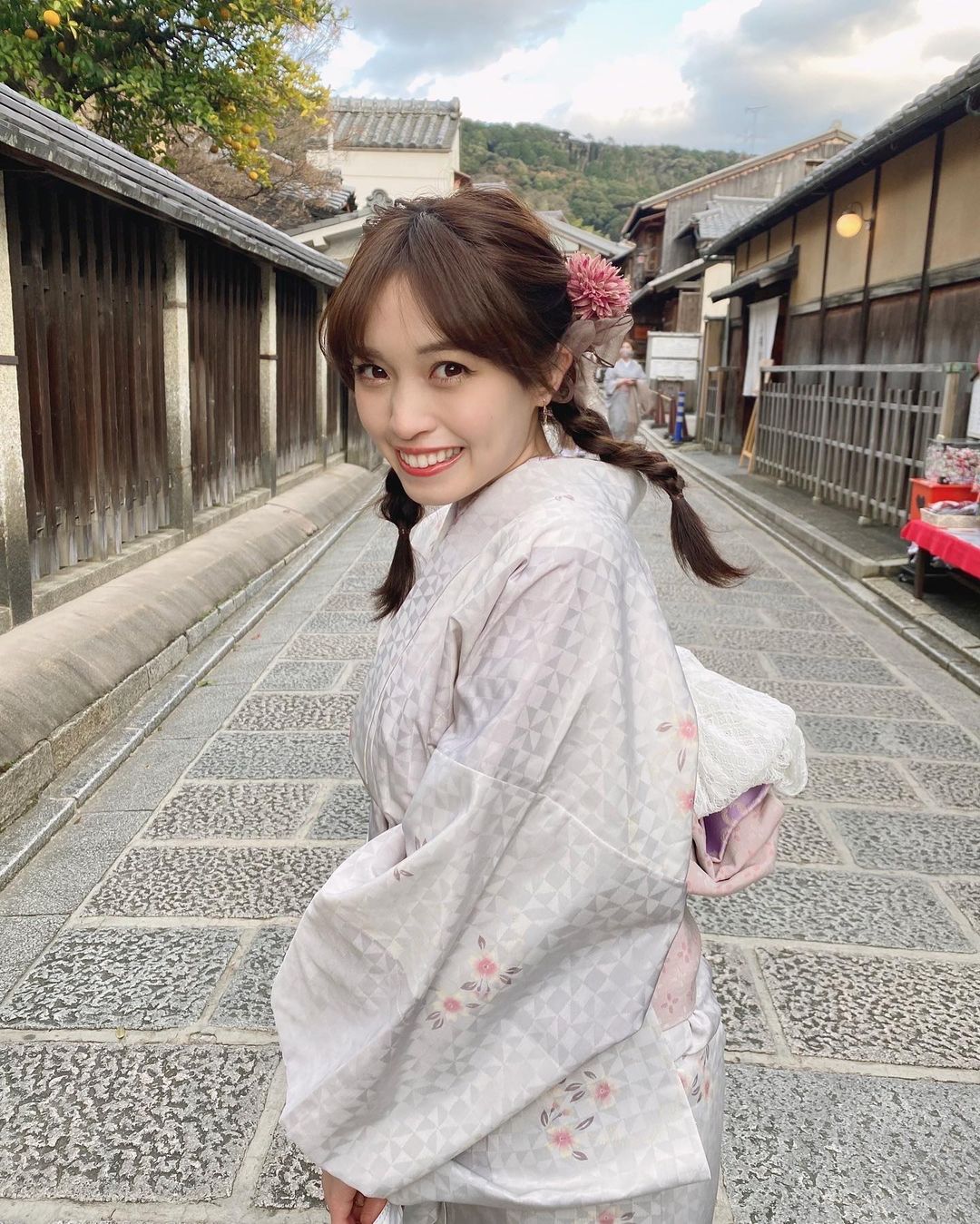 又有隱藏版巨乳獸！「村島未悠」超強大柔軟Ｆ奶溢出，網友：褲子都快爆了！