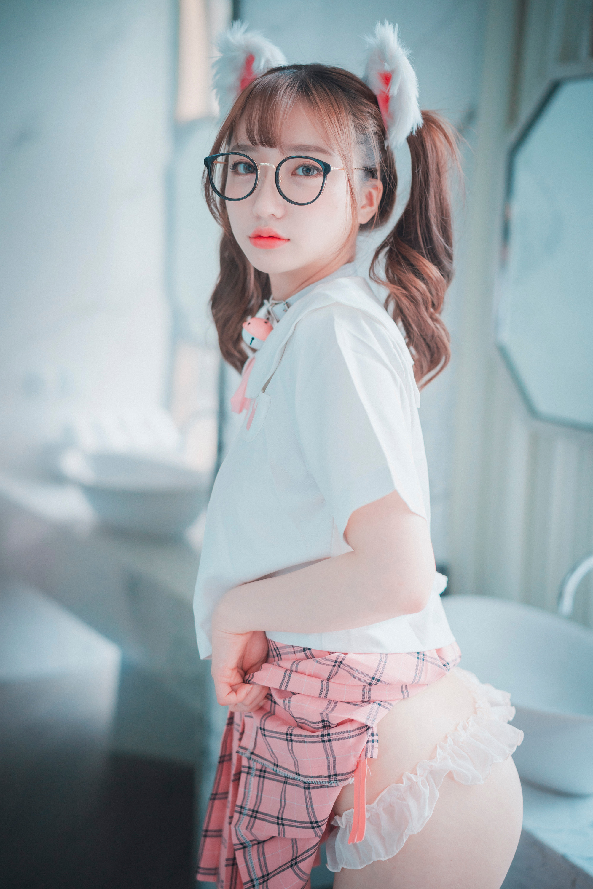 손예은(孫樂樂) 貓耳女孩 大膽掀起裙子 調皮姿態欠主人懲罰 - 貼圖 - 清涼寫真 -