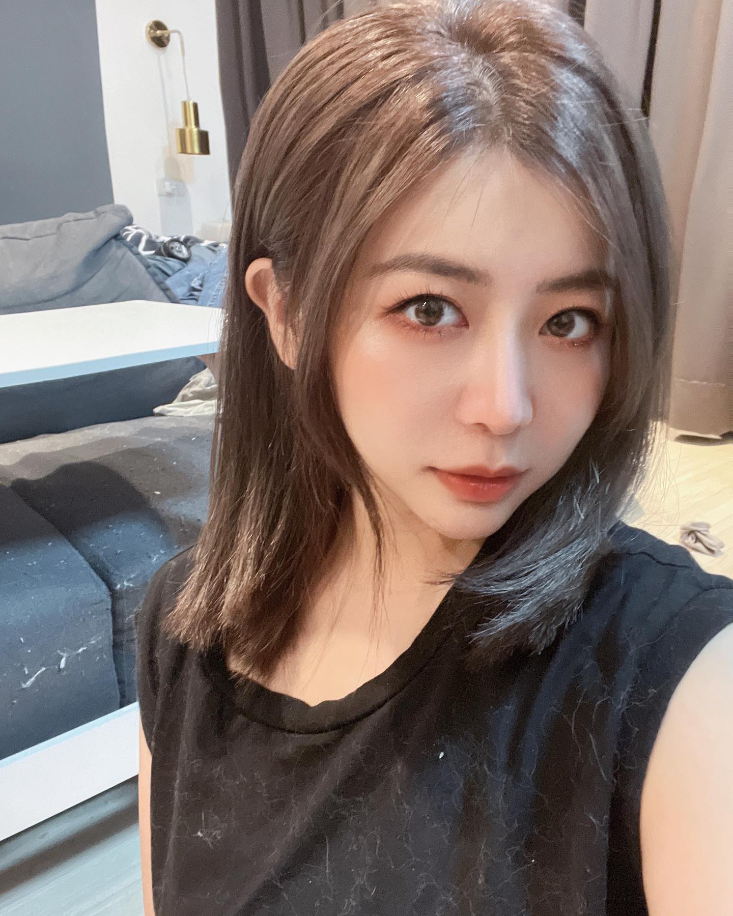 「正妹健身教練」練出豐滿身材　性感 S 形曲線讓人欲罷不能！