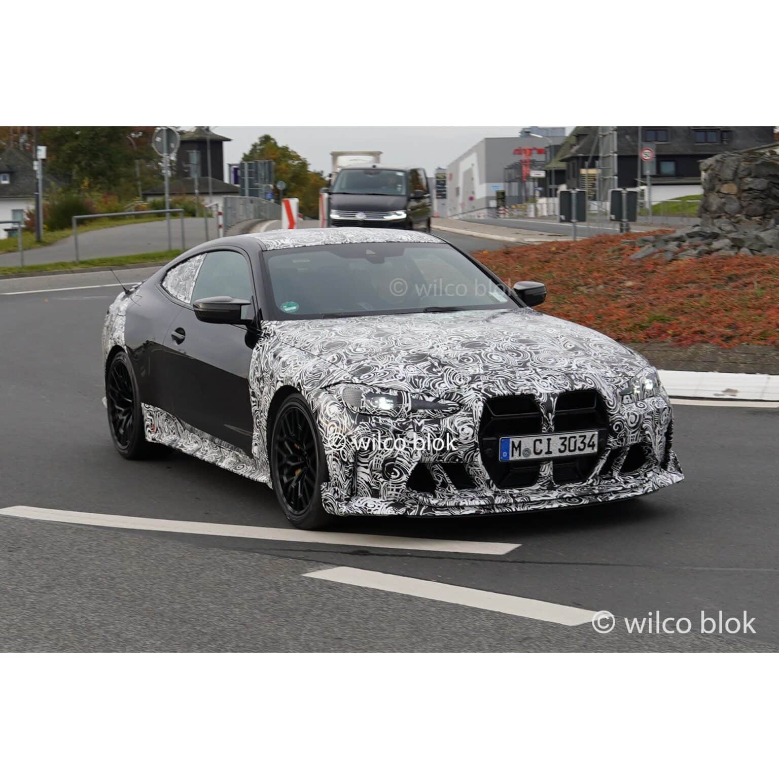 2023-bmw-m4-csl-spy-shots-01-1536x1536.jpeg