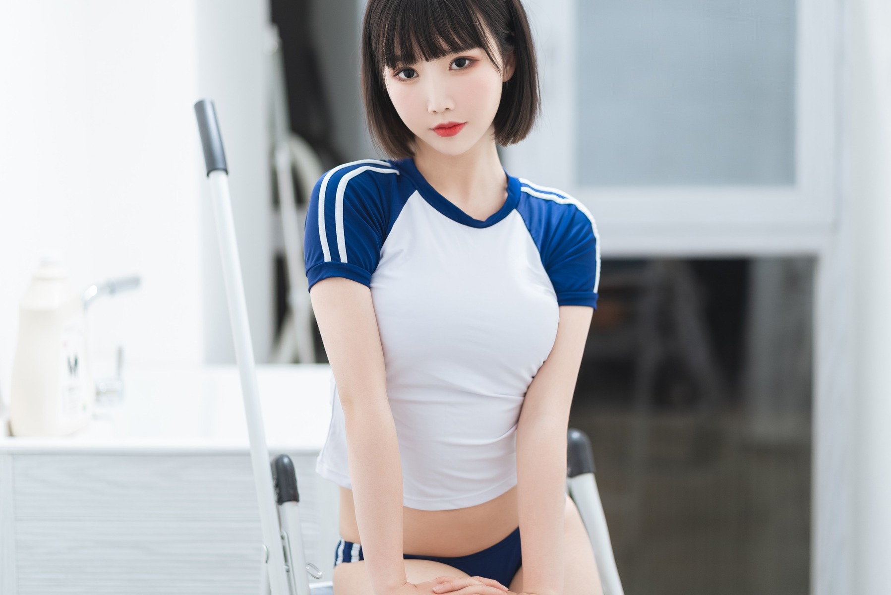 [面餅仙兒]誘人體操服 緊實蜜桃臀露出來 - 貼圖 - 清涼寫真 -