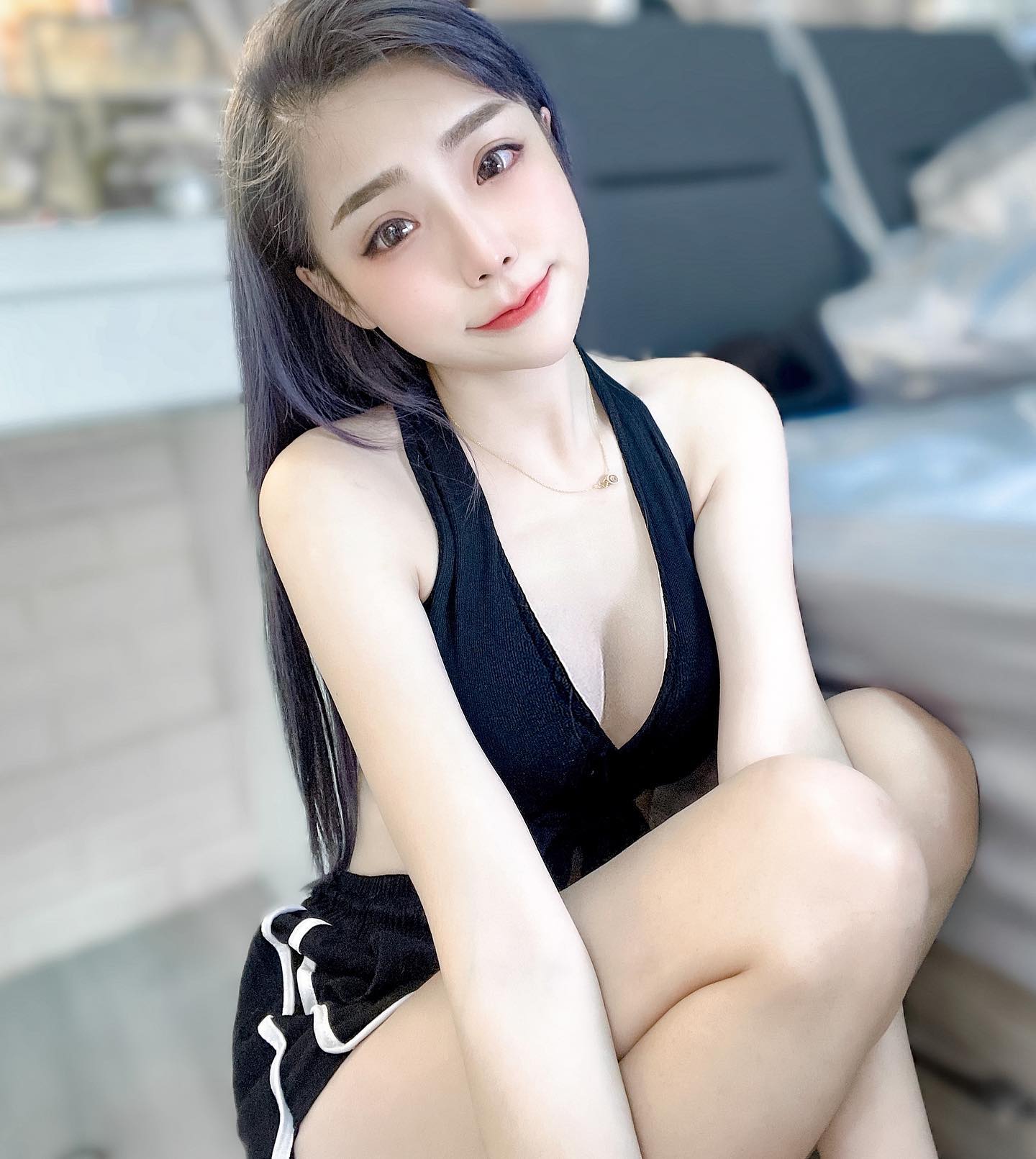 美乳正妹「林衣蘋」性感好身材擄獲網友芳心！「滿滿深溝」狂到受不了！ - 美女圖 -