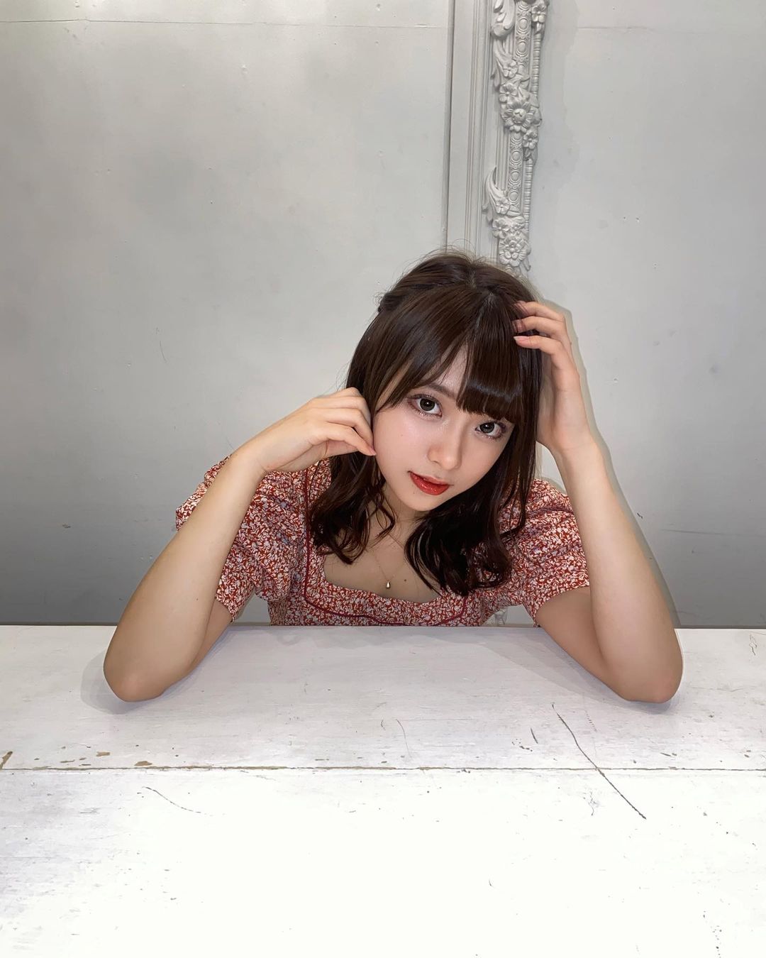 超可愛「大眼萌妹」挺嫩乳進軍寫真！精緻童顏＋窈窕曲線，網友瞬間被征服！