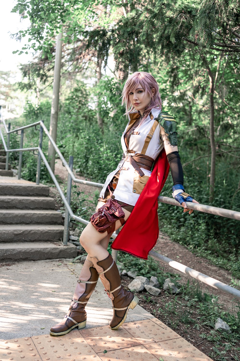 Luxlo Cosplay - Lightning - COSPLAY -