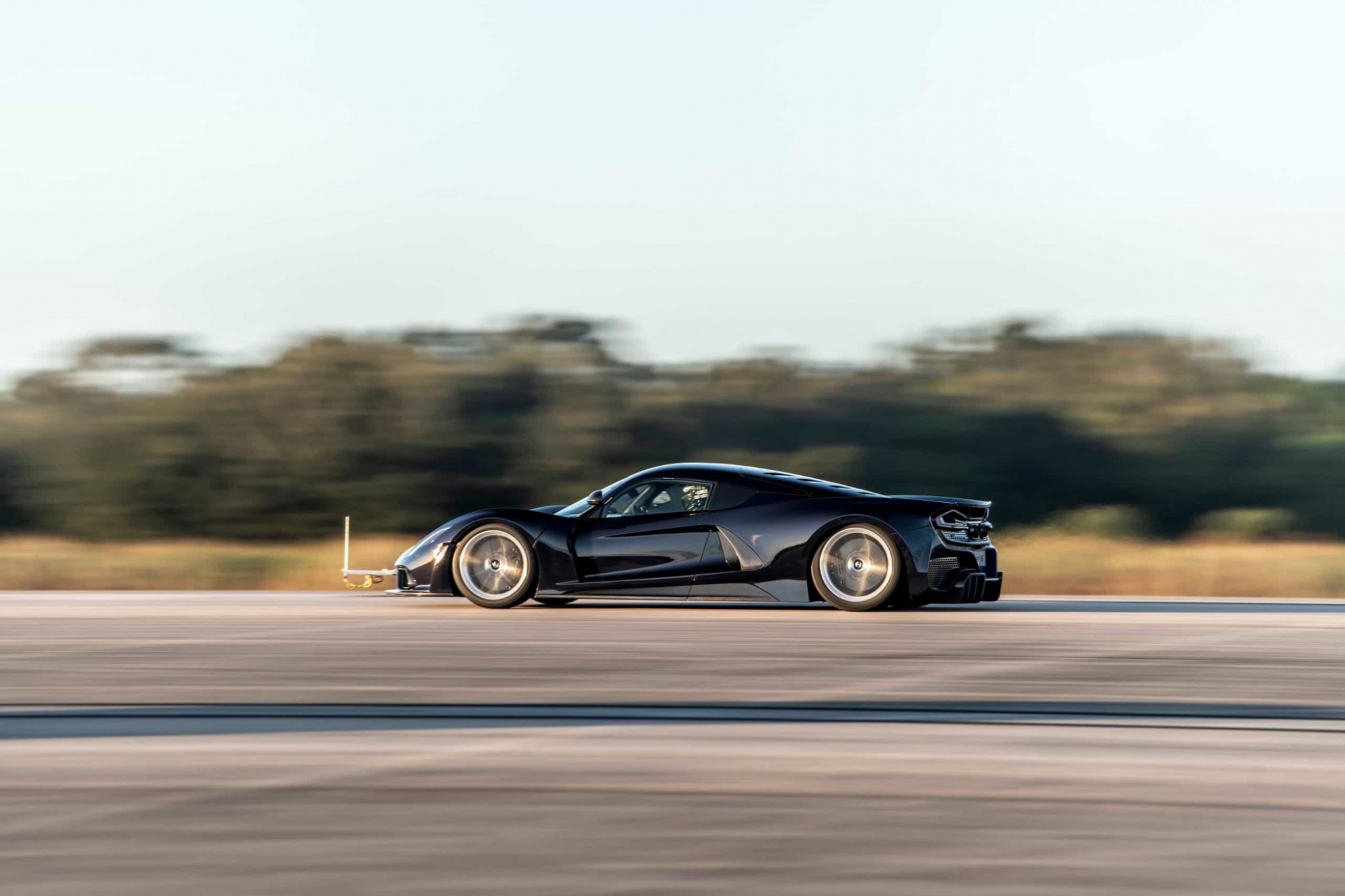 Hennessey-Venom-F5-high-speed-testing_021-2048x1365.jpeg