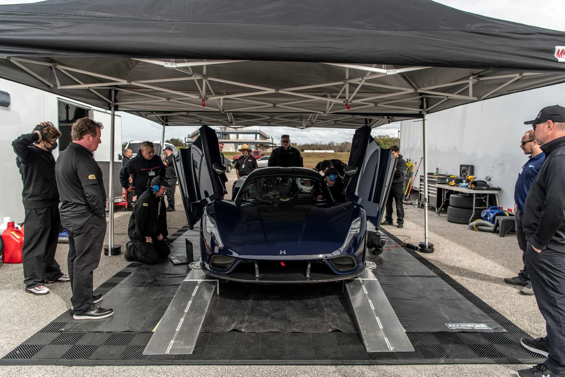 Hennessey-Venom-F5-high-speed-testing_006.jpeg