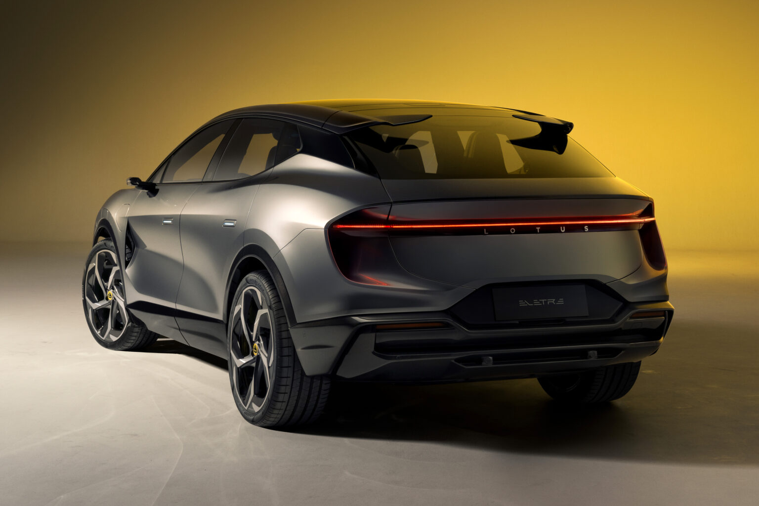 07_Lotus_Eletre-_EXT_Studio_Silver_34Rear-1536x1024.jpeg