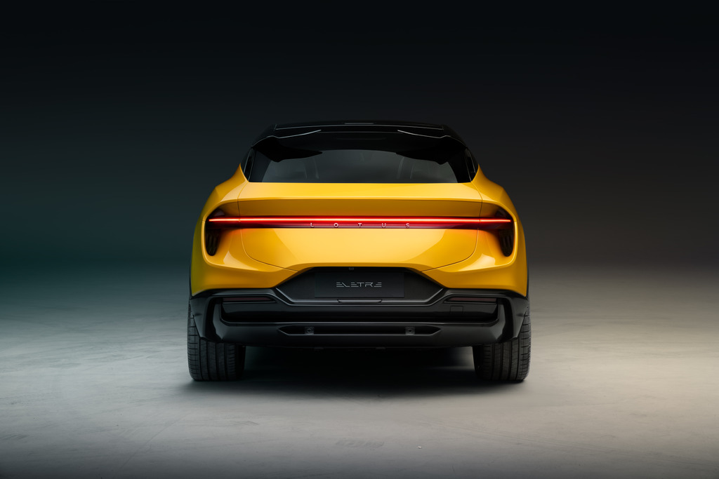 08_Lotus_Eletre_Yellow_Studio_Rear.jpeg