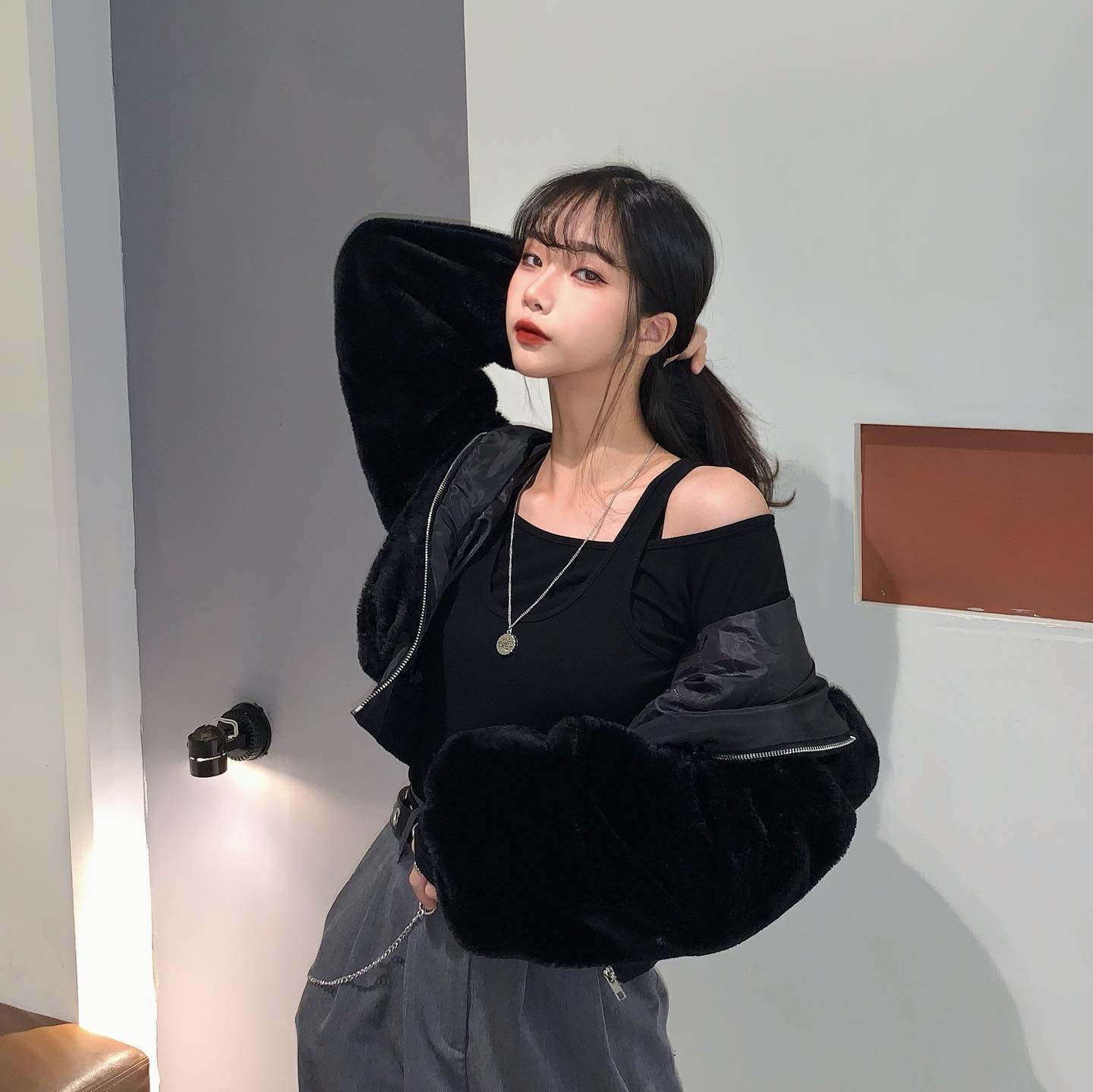 超美艷正妹「翊婷」極度惹火的身材曲線，完全就是女神啊！「S腰」太挑逗 - 美女圖 -