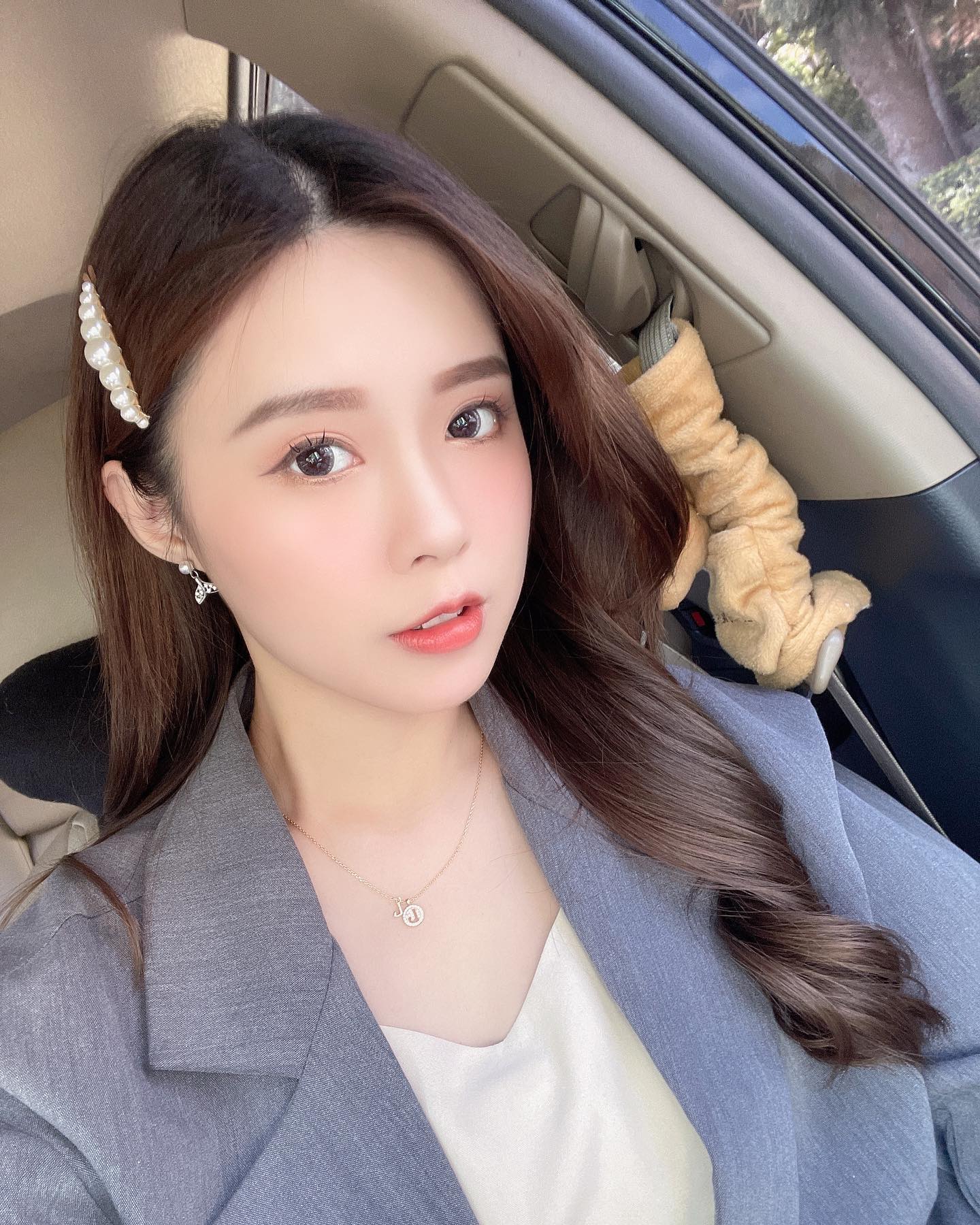 兇猛甜心「偏心Linda」超前部屬兩顆浮標，「深美海溝」讓人超想打撈