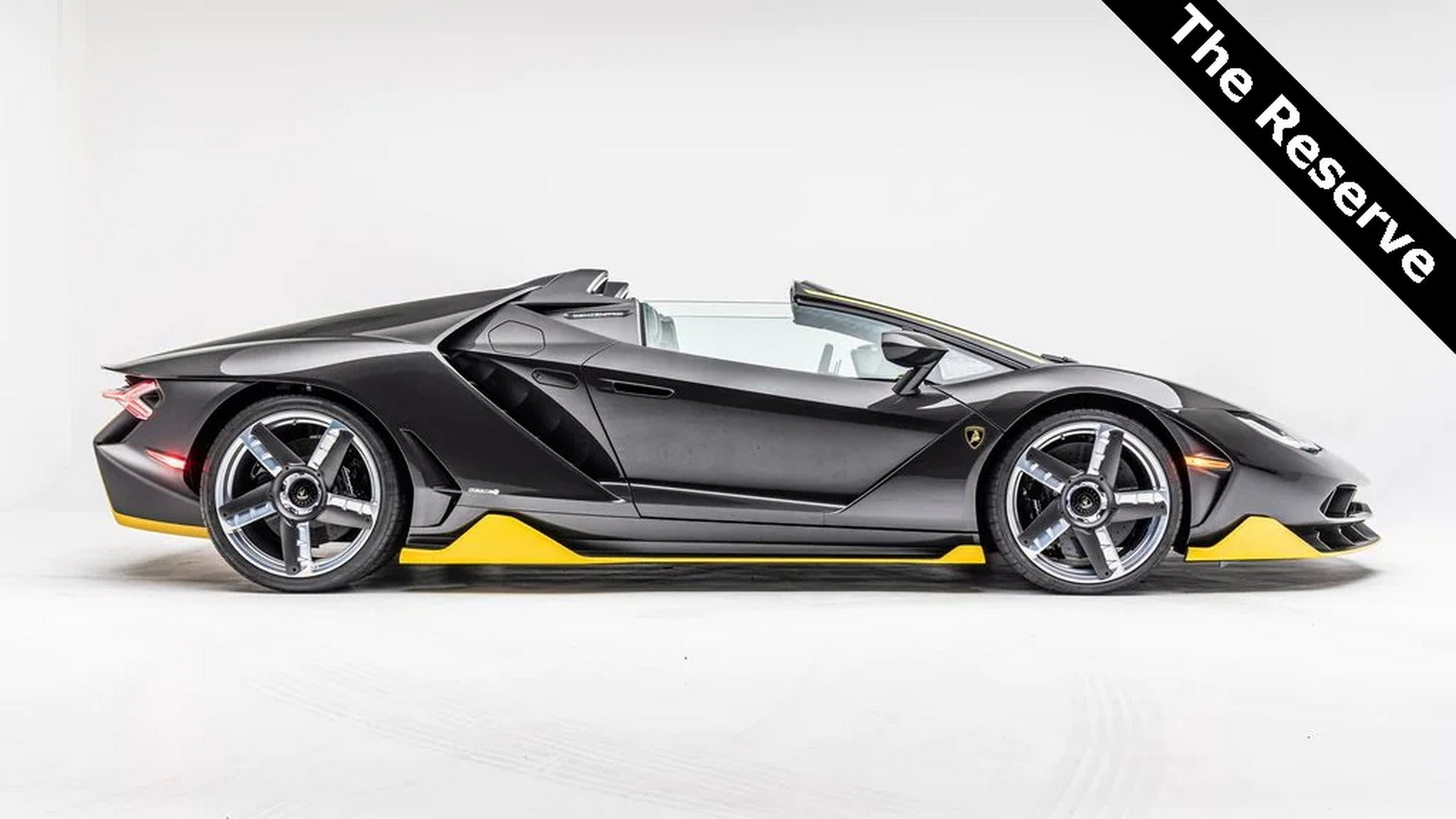 2018-Lamborghini-Centenario-25.jpeg