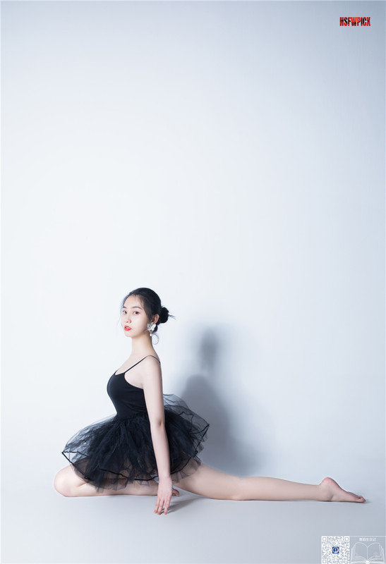 穿著芭蕾舞衣的唐可017-20210113-唐可 - 貼圖 - 清涼寫真 -