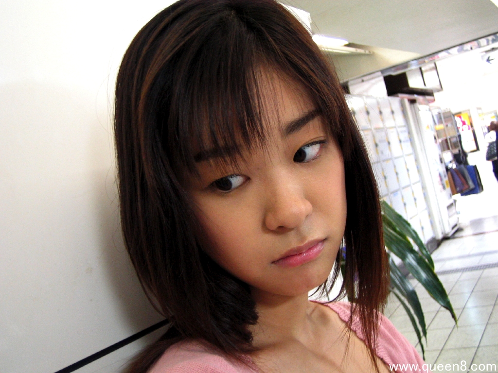 qu8_002-moe - 貼圖 - 性感激情 -