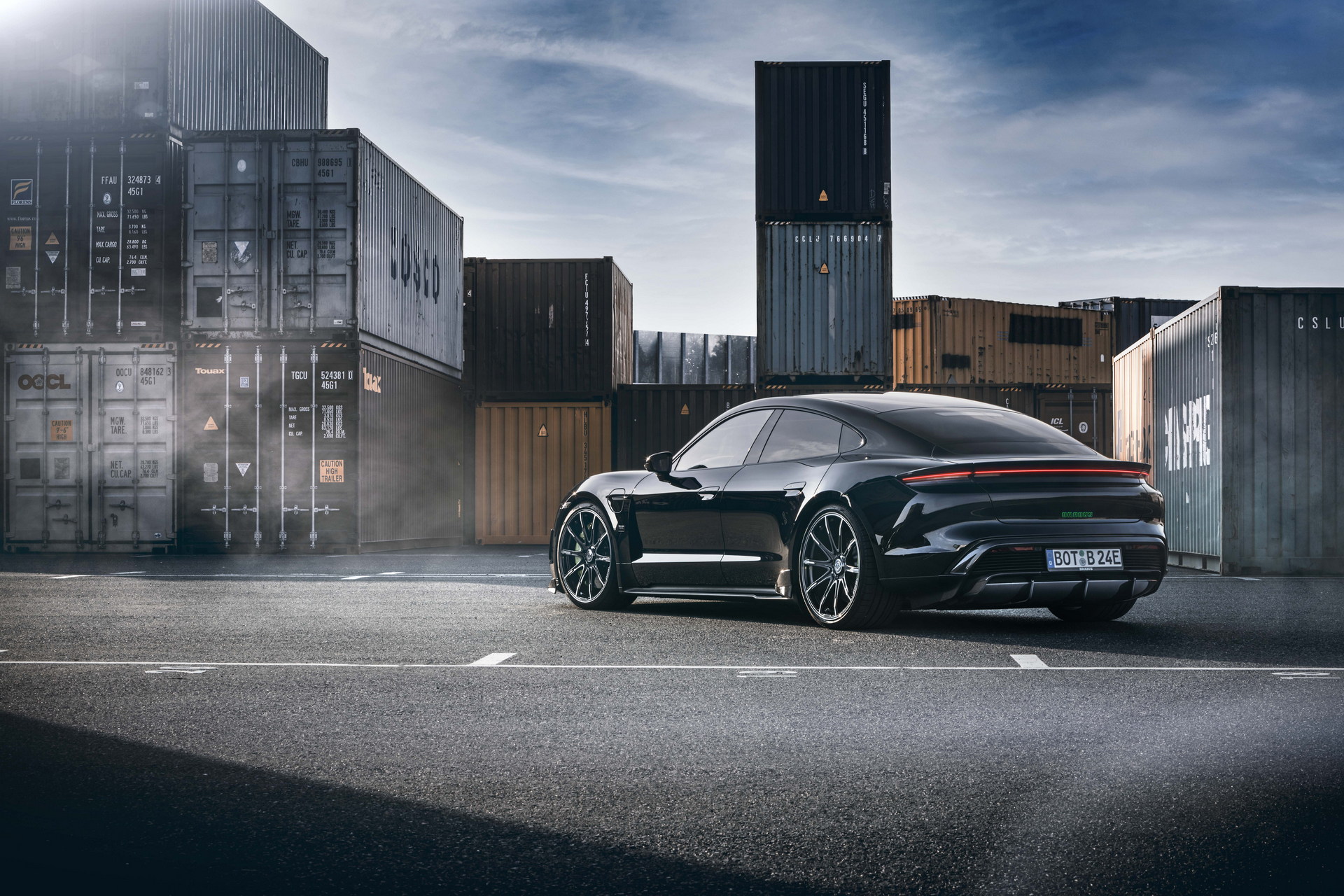 Brabus-Porsche-Taycan-Turbo-S-3.jpeg Brabus-Porsche-Taycan-Turbo-S-3.jpeg