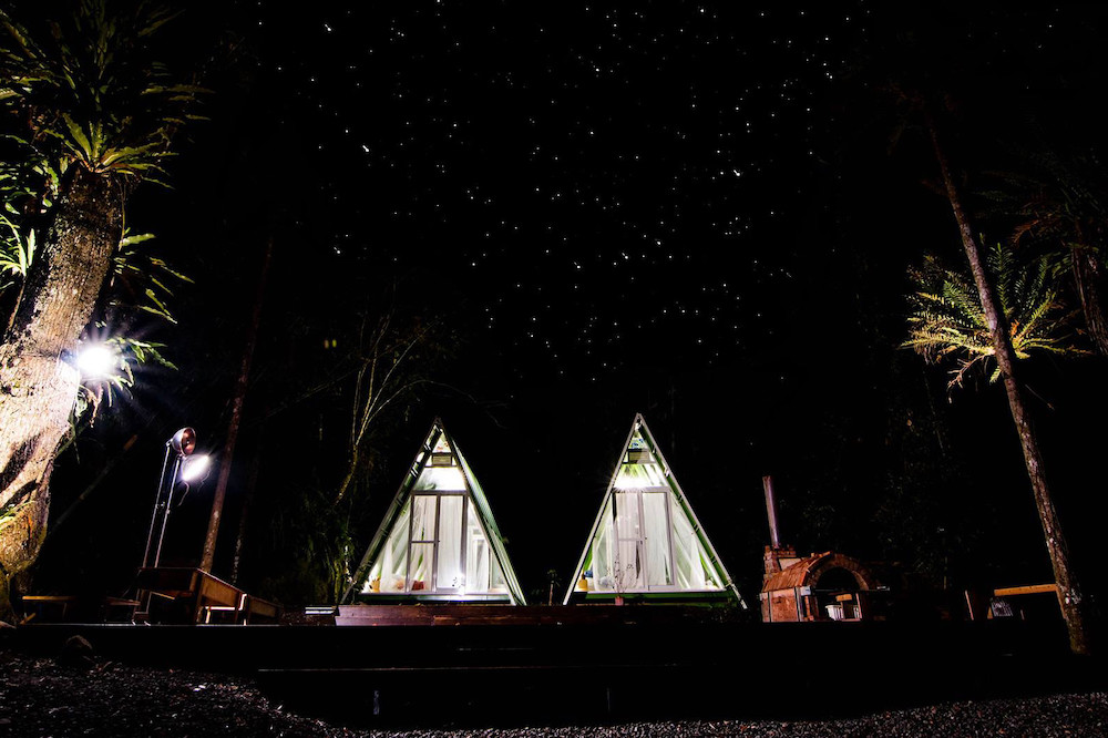 營區位於海拔2,000公尺的 Hamoana 星空豪華帳篷，空間寬敞，細數滿天星斗.jpg.jpg