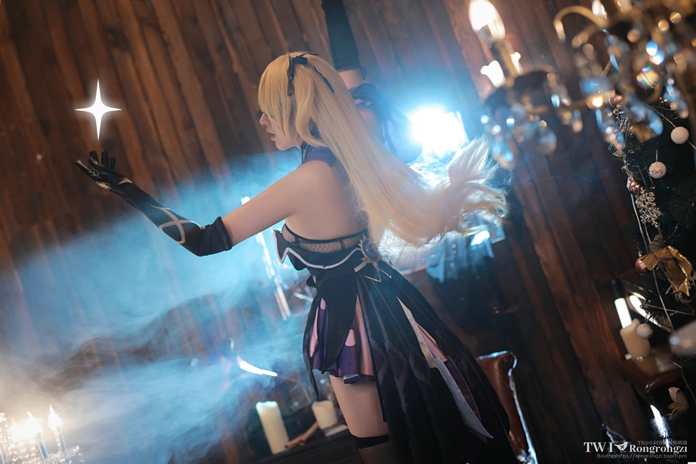 小容仔咕咕咕w NO.004 菲謝爾 - COSPLAY -