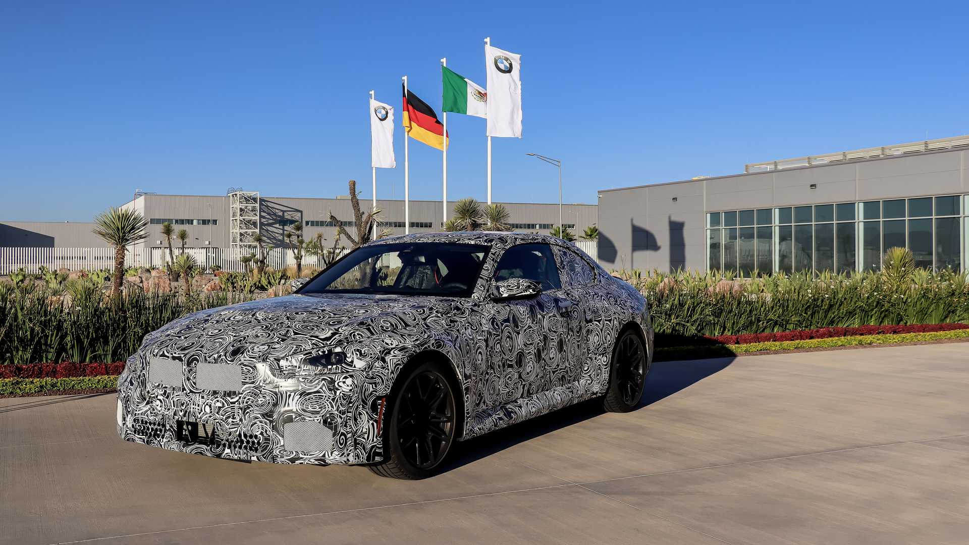 2023-bmw-m2-teaser.jpeg