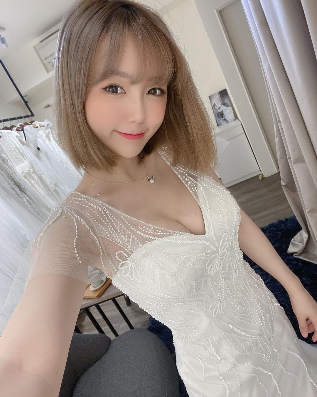 大眼正妹「翁子婷」清純外表下是火辣身材，仙氣爆棚美哭網友，讓人小鹿亂撞好羞呀 - 美女圖 -