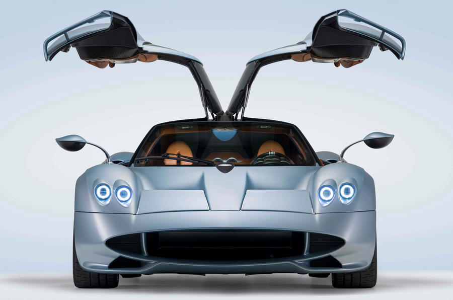 89-pagani-huayra-codalunga-front-doors.jpeg