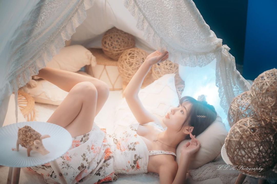天使顏小姐姐「蘇托托」超卡哇伊外表下隱藏著火辣身材，霸氣乳量好驚人！ - 美女圖 -