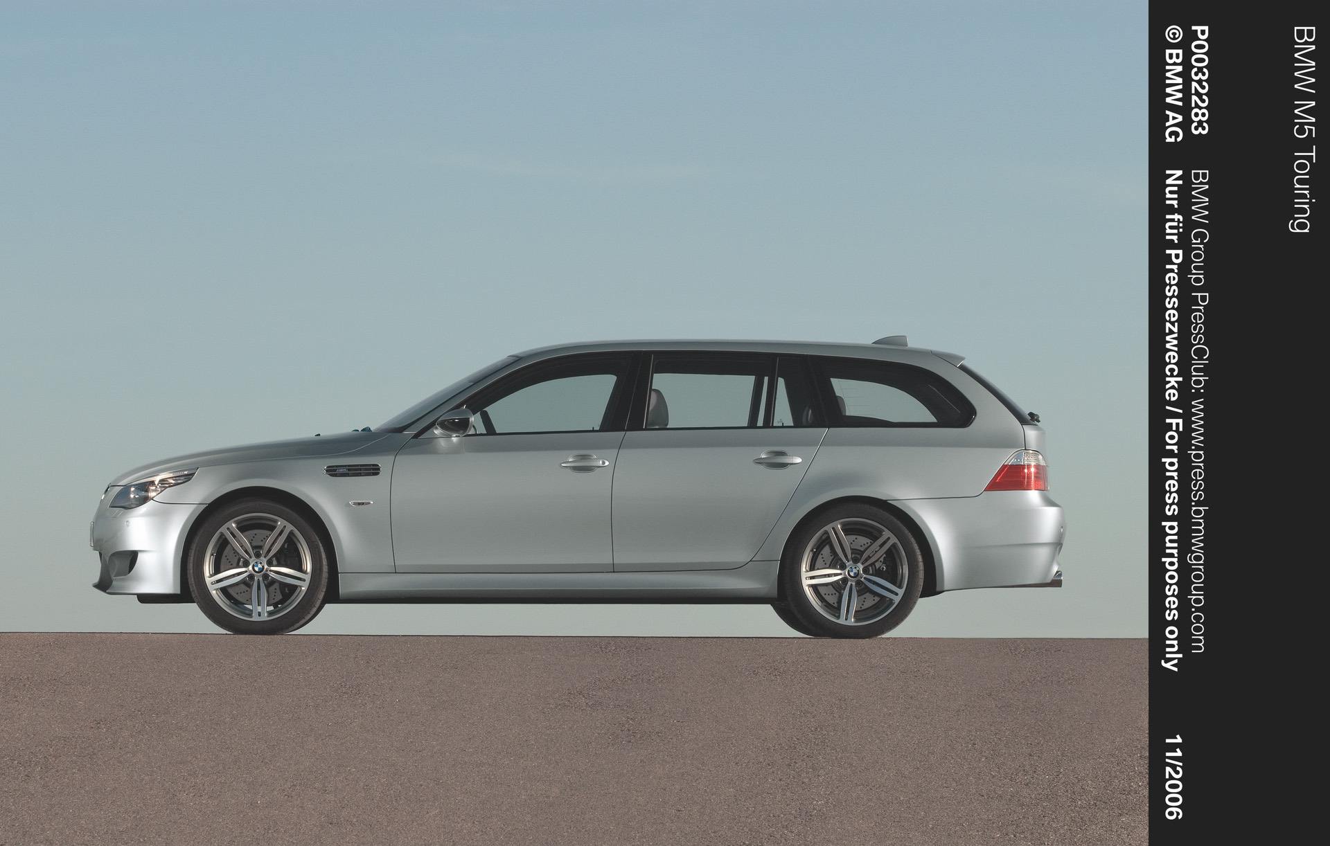 BMW_E61_M5_Touring_17.jpeg