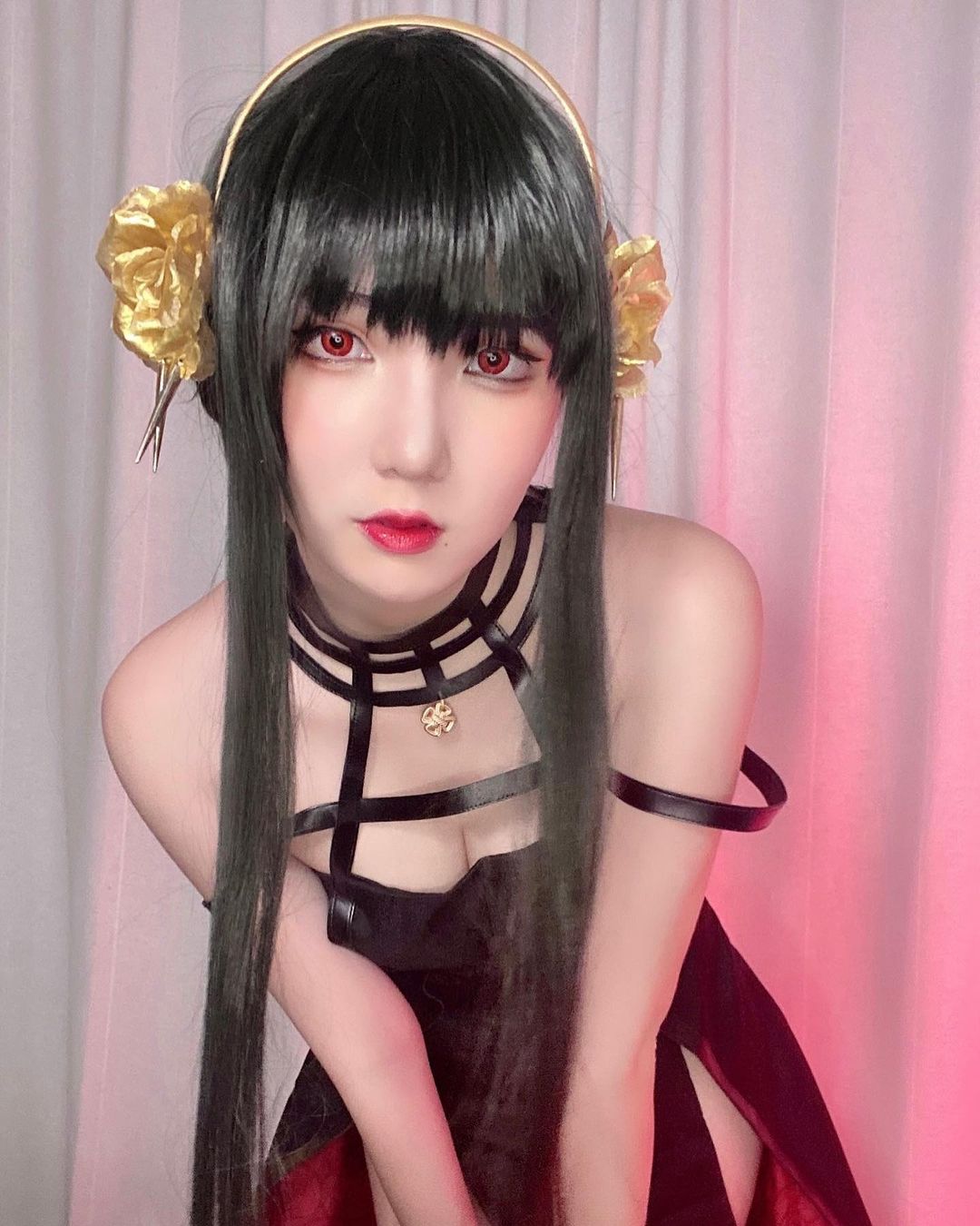 『JVID月刊寫真 Vol.175』日系美少女「櫻花」笑容好甜，「穿內衣畫畫」性感又繽紛！