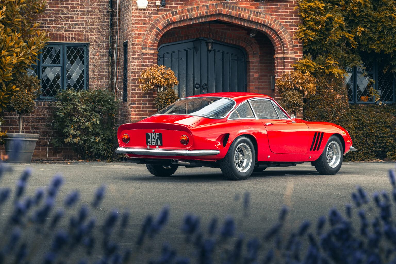 8.1963FerrariFantuzzi-bodied250GTLussopicturedatGTOHouseinUKrear-1536x1024.jpg